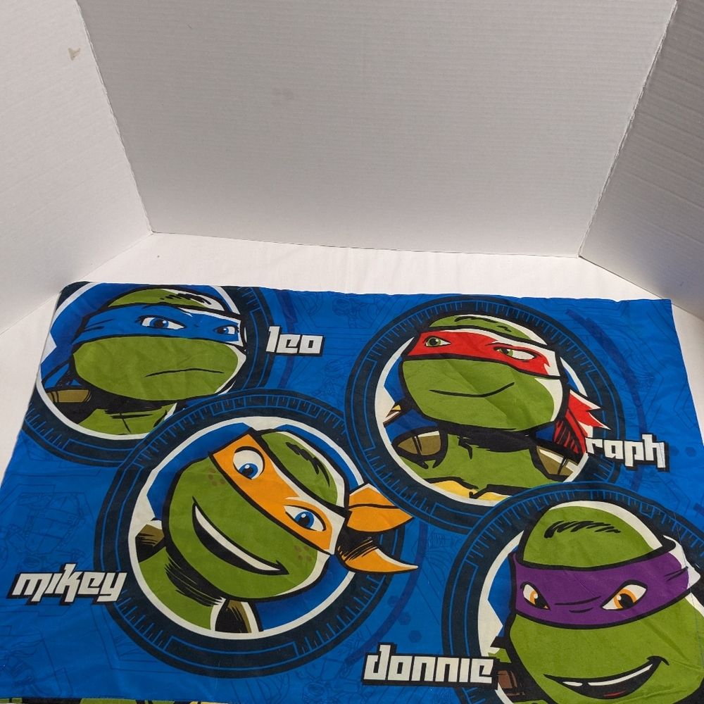 TMNT Standard Pillow Case Nickelodeon  Michelangelo Leonardo Donatello Raphael
